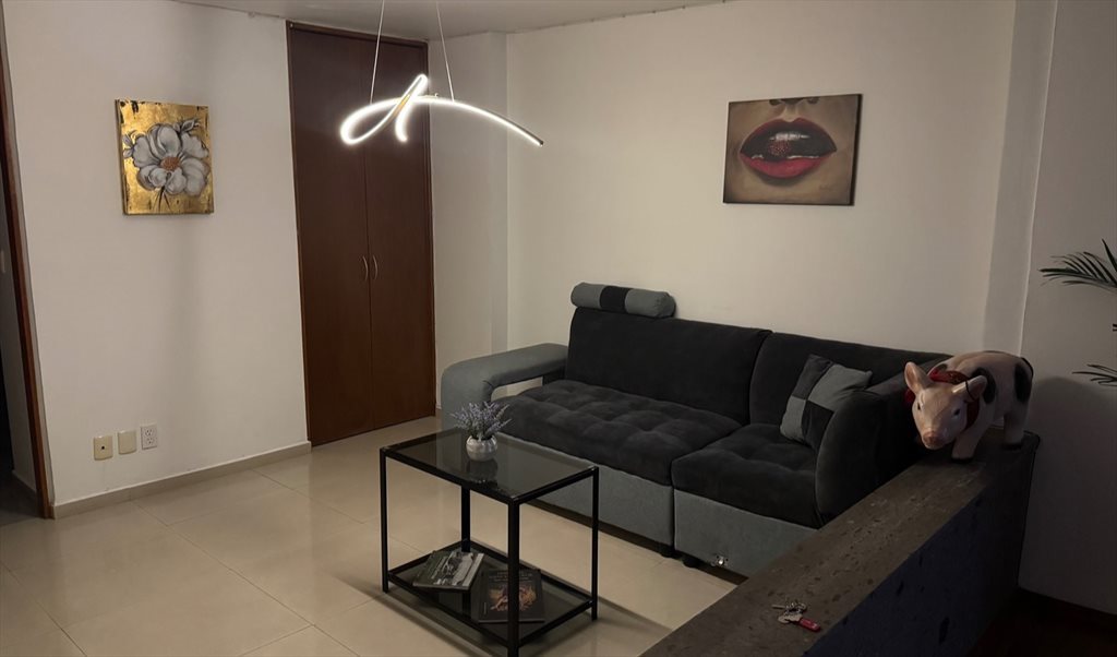 Habitacion privada con baño privado y elevador privado en condominio Towers GMA - Calle Cofre de Perote, Lomas de Chapultepec | Roomgo - Image 3