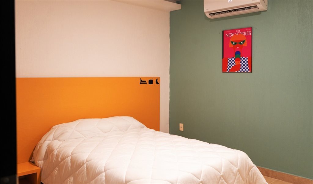 Habitación Amueblada en Mexicaltzingo, con Servicios Incluidos y Amenidades Premium  - Calle Mexicaltzingo, Mexicaltzingo | Roomgo - Image 7