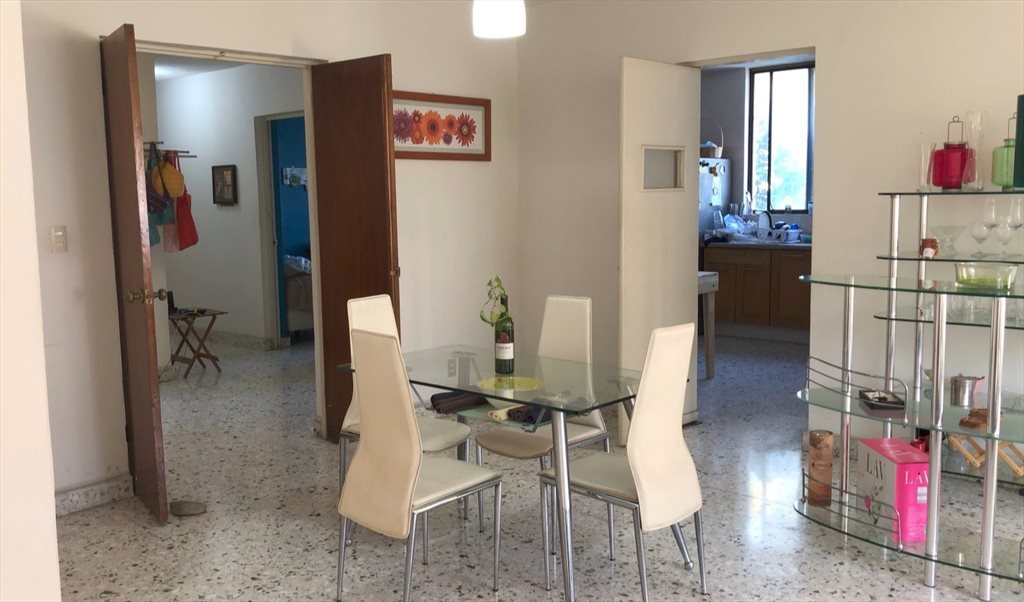 Habitación para mujer profesionista en Zona Valle en amplio depa superbien ubicado - Calle Río Orinoco, Del Valle | Roomgo - Image 3