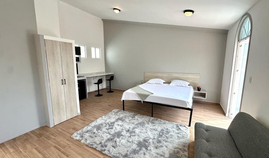 Depa en Teca - Calle Fuente de Hercules, Lomas De Tecamachalco | Roomgo - Image 2