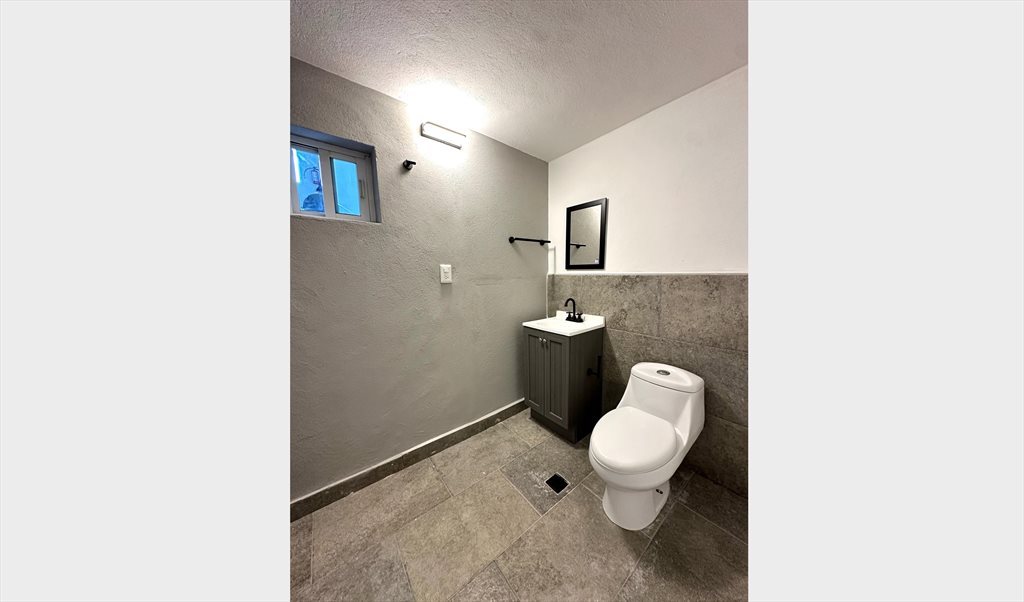 Depa en Teca - Calle Fuente de Hercules, Lomas De Tecamachalco | Roomgo - Image 3