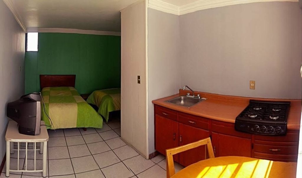 DEPARTAMENTO TIPO ESTUDIO - 1 RECÁMARA - AMUEBLADO & SERVICIOS INCLUIDOS - Calle Francisco de Ayza, San Juan De Dios | Roomgo - Image 2