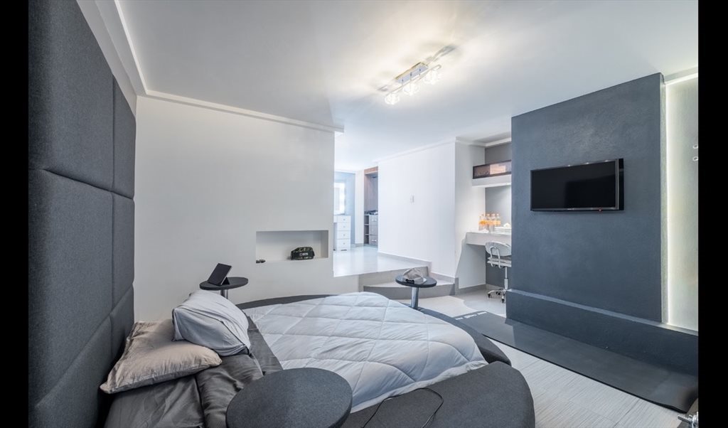 SATELITE.    Bueno , Bonito y Barato ( zona residencial , tranquila y segura - Paseo de Los Cazadores, Rancho Castro | Roomgo - Image 3