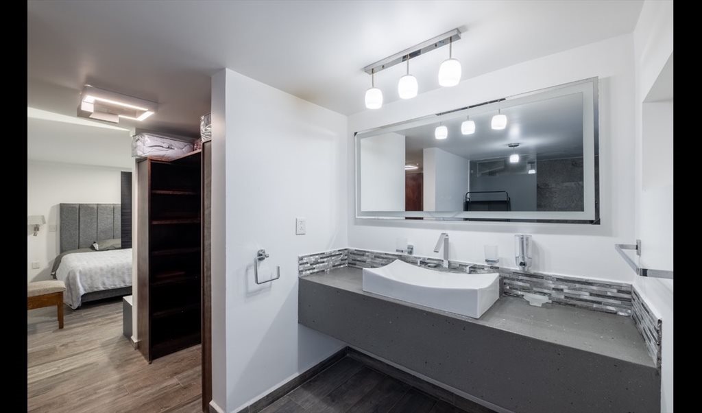 SATELITE.    Bueno , Bonito y Barato ( zona residencial , tranquila y segura - Paseo de Los Cazadores, Rancho Castro | Roomgo - Image 7