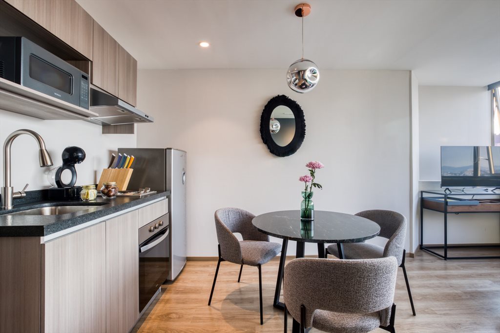 Ejército - Verde - Avenida Ejército Nacional Mexicano, Granada | Roomgo - Image 3