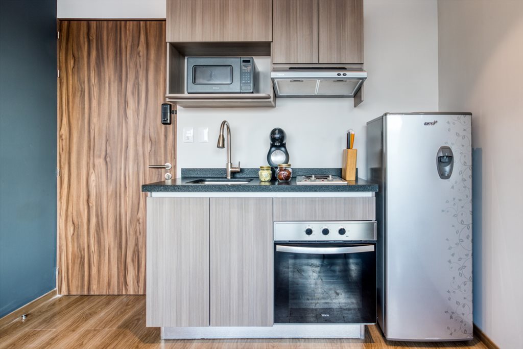 Ejército - Verde - Avenida Ejército Nacional Mexicano, Granada | Roomgo - Image 4