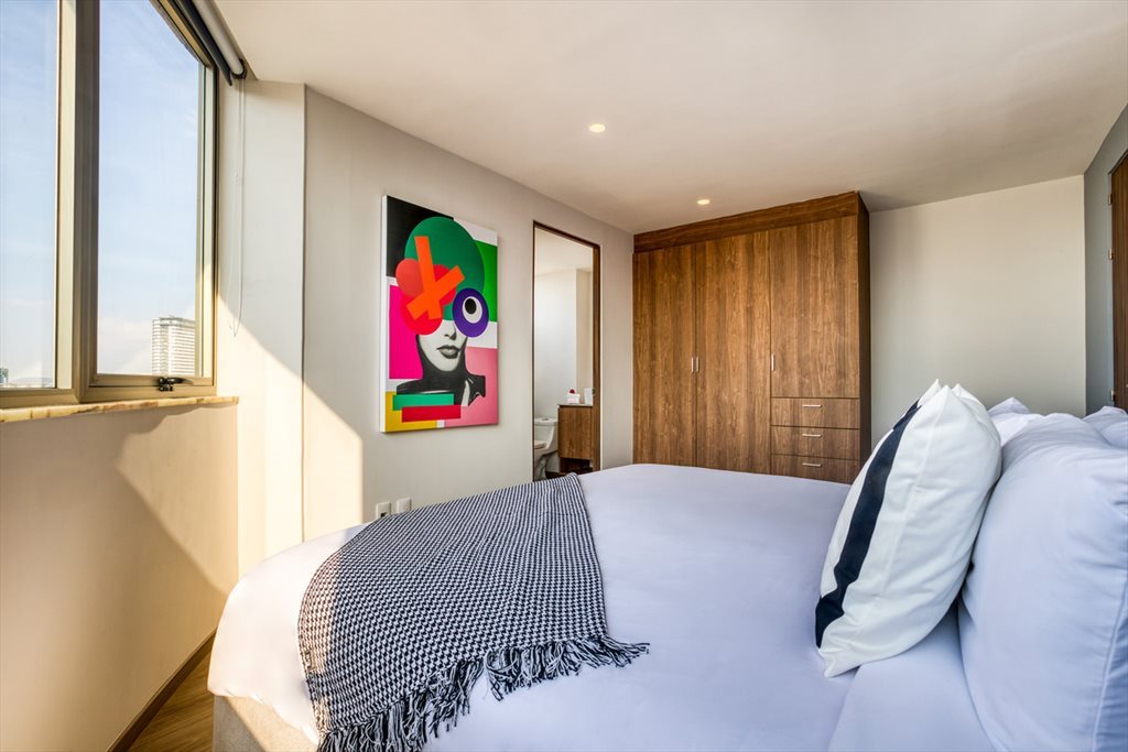 Ejército - Verde - Avenida Ejército Nacional Mexicano, Granada | Roomgo - Image 6