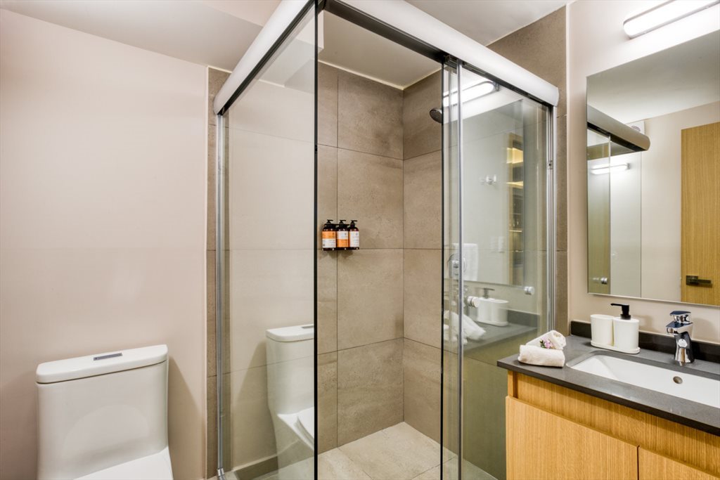 Ibsen - Studio Exterior - Calle Enrique Ibsen, Polanco | Roomgo - Image 6