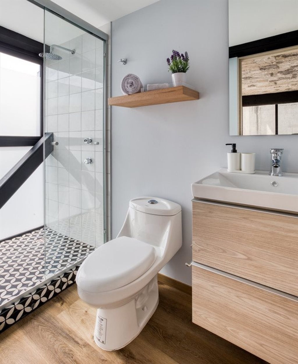 Florencia - 1BR - Calle Florencia, Juárez | Roomgo - Image 3