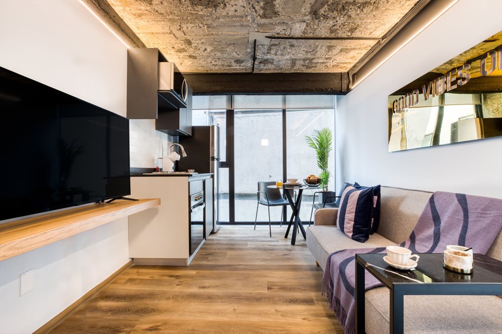 Florencia - 1BR - Calle Florencia, Juárez | Roomgo - Image 4