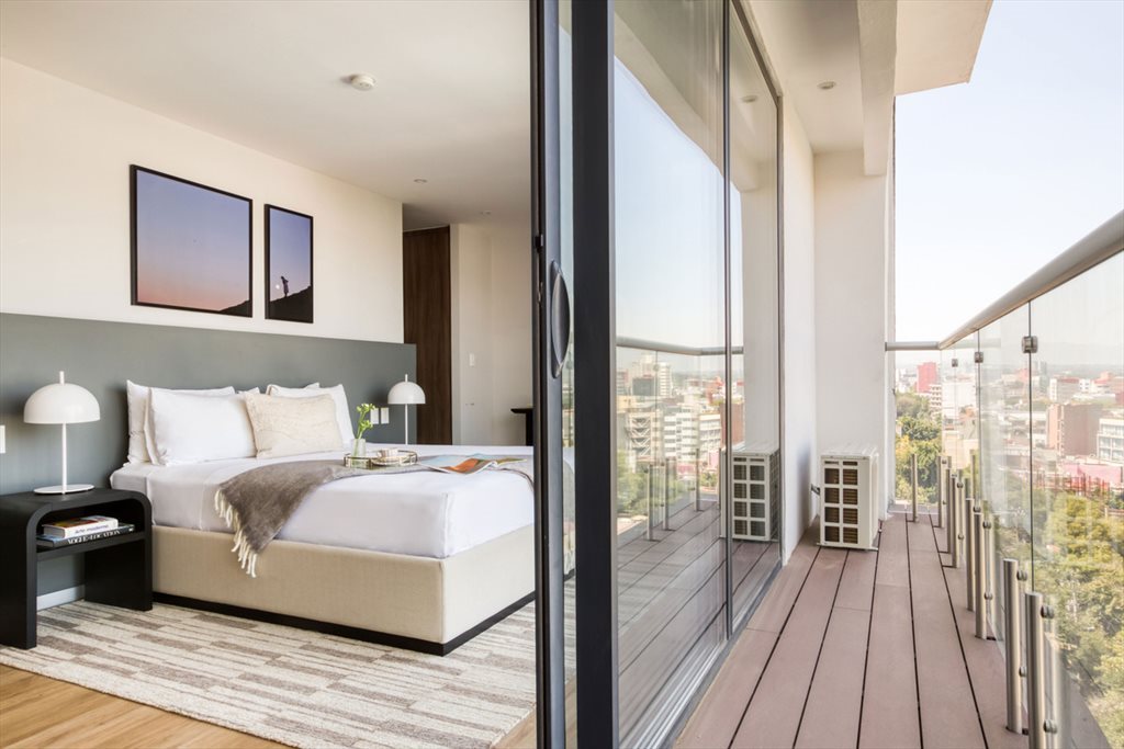 Mexico City - Studio Executive - Avenida Insurgentes Sur, Roma Norte | Roomgo - Image 2