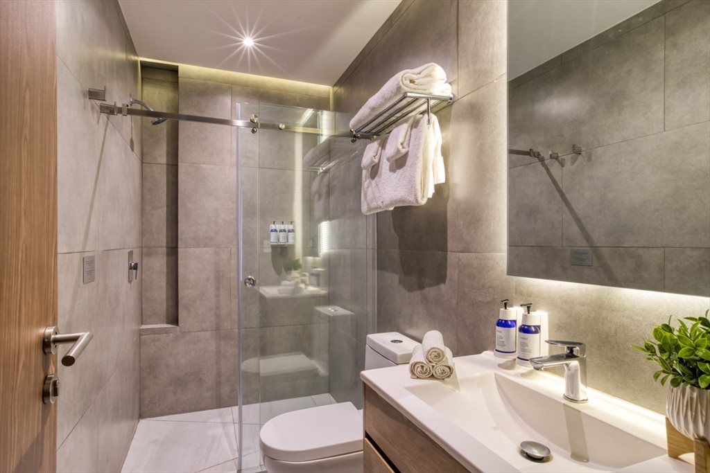 Mexico City - 1BR Iluminado - Avenida Insurgentes Sur, Roma Norte | Roomgo - Image 3