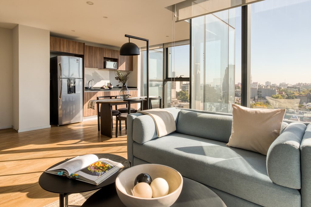 Mexico City - 1BR Iluminado - Avenida Insurgentes Sur, Roma Norte | Roomgo - Image 4