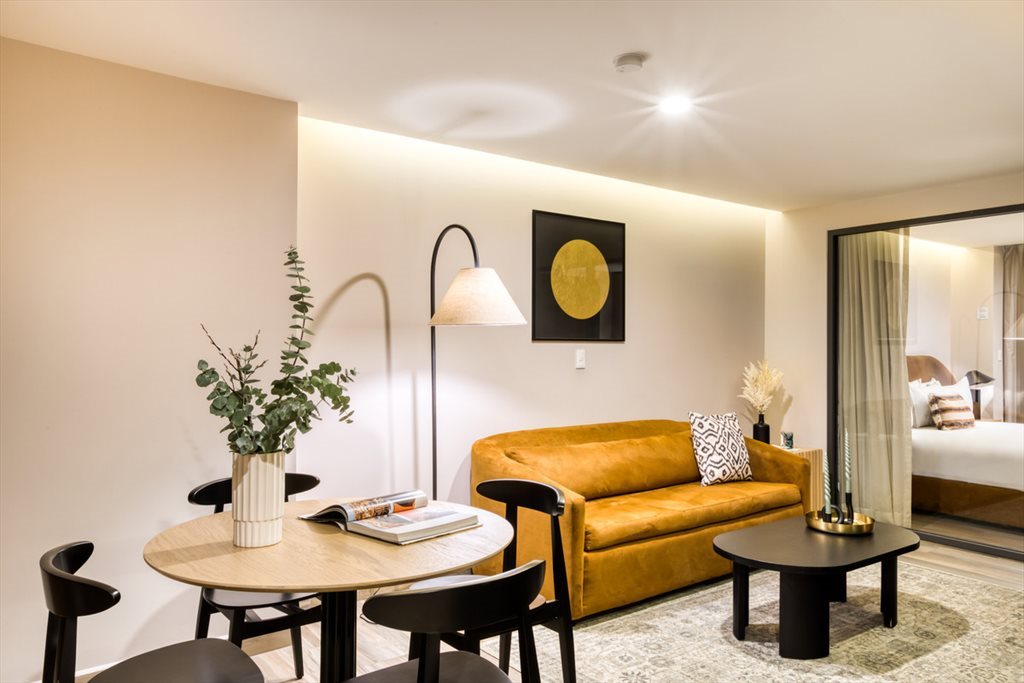 Cibeles - 2BR Balcony - Calle Sinaloa, Roma Norte | Roomgo - Image 7