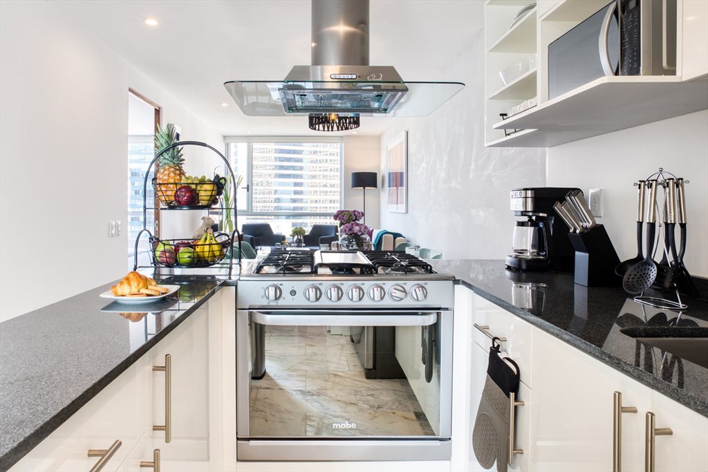 Polanco - Industrial - Calle Edgar Allan Poe, Polanco | Roomgo - Image 3