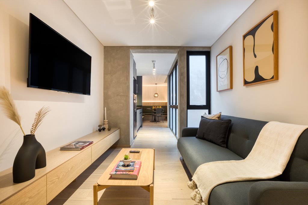 Poe - Poetry - Calle Edgar Allan Poe, Polanco | Roomgo - Image 2