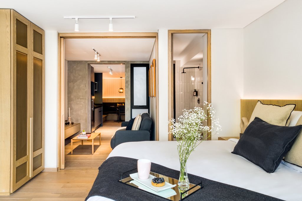 Poe - Poetry - Calle Edgar Allan Poe, Polanco | Roomgo - Image 6