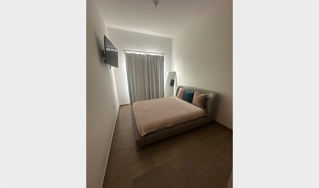 Se renta cuarto amueblado en casa privada - Boulevard Cordillera Central, Residencial Cordillera | Roomgo - Image 2