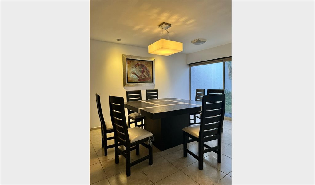 Se Renta Cuarto Amueblado en Juriquilla Para Mujeres, Cerca de La UNAM y La UVM - Santa Fe, Juriquilla Santa Fe | Roomgo - Image 3