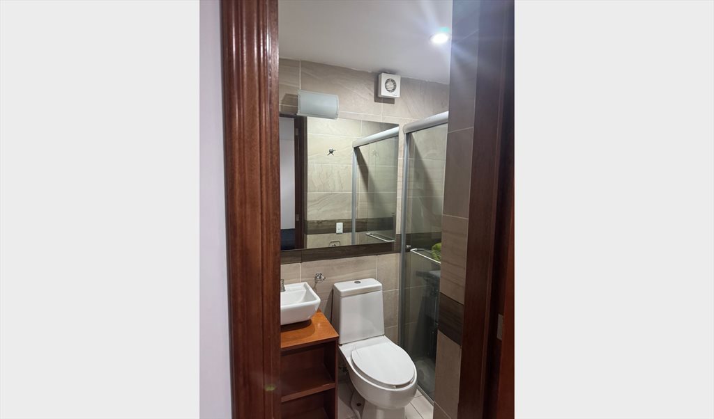 rento cuarto en jardín real - Boulevard Jardín Real Poniente, Jardín Real | Roomgo - Image 3