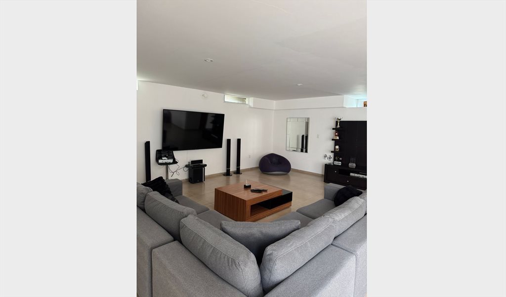 rento cuarto en jardín real - Boulevard Jardín Real Poniente, Jardín Real | Roomgo - Image 8