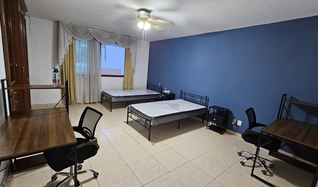 Habitaciones en Renta a 5 min caminando de CUCS, solo mujeres - Calle Monte de las Ánimas, El Retiro | Roomgo - Image 2