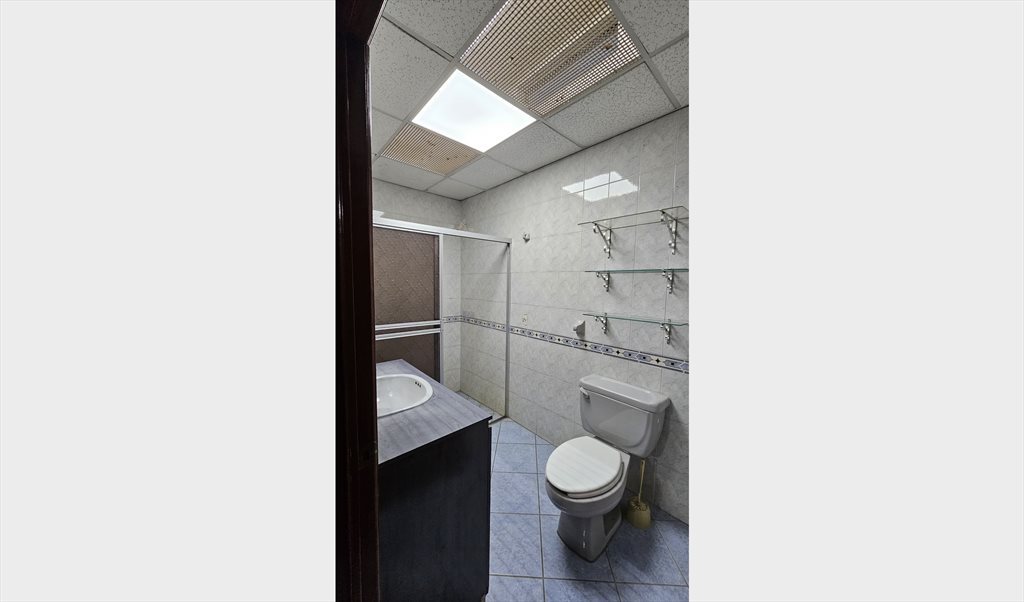 Habitaciones en Renta a 5 min caminando de CUCS, solo mujeres - Calle Monte de las Ánimas, El Retiro | Roomgo - Image 5