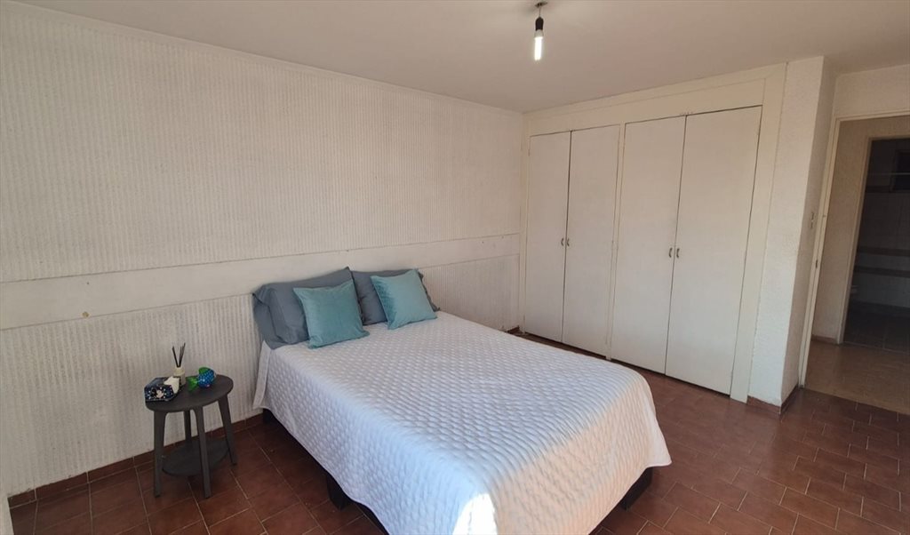 HABITACIÓN EN DEPA AMUEBLADO - Calle Loma del Pirul, Lomas del Campestre | Roomgo - Image 4