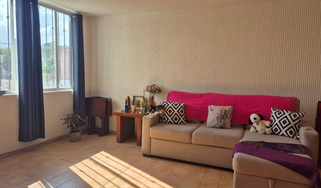 HABITACIÓN EN DEPA AMUEBLADO - Calle Loma del Pirul, Lomas del Campestre | Roomgo - Image 6