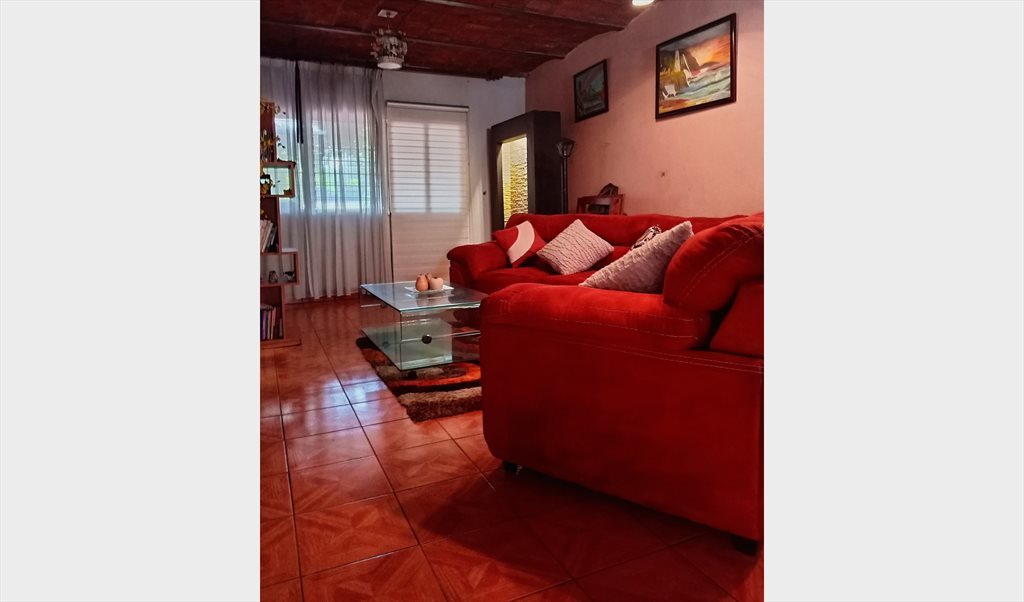 Cuartos en renta - Calle Isla Tobago, López De Legaspi | Roomgo - Image 5