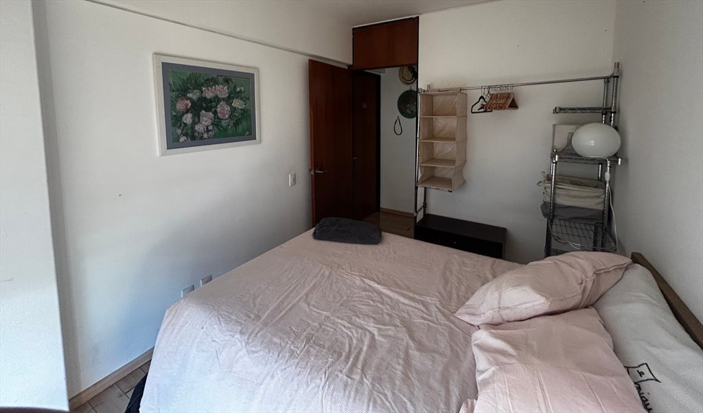 Room downtown / cuarto centrico / Chambre près du Centro - Calle Francisco Javier Mina, Guerrero | Roomgo - Image 2