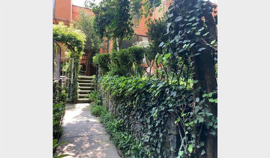 Rento habitación amplia y luminosa, muy cerca del centro de Coyoacán - Calle Manuel Fernández Leal, La Concepción | Roomgo - Image 5