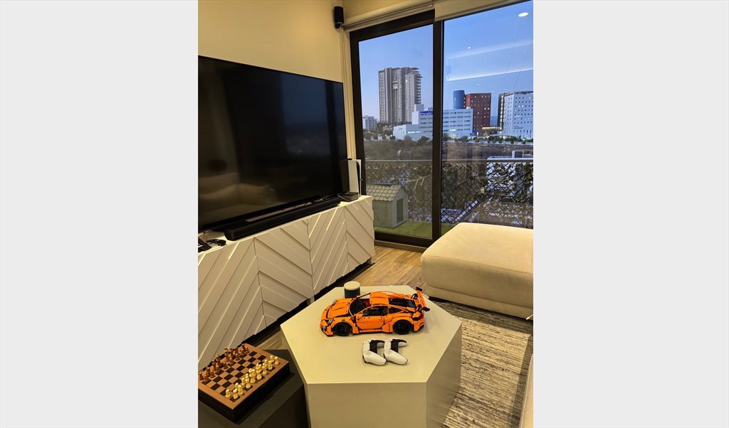 Busco roomie (H/M, 18–30 años) – Habitación con baño propio en depa amueblado (León, GTO) - Calle Lomas del Pedregal, Lomas del Campestre | Roomgo - Image 3