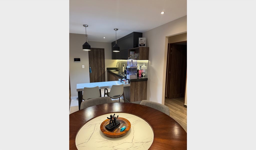 Busco roomie (H/M, 18–30 años) – Habitación con baño propio en depa amueblado (León, GTO) - Calle Lomas del Pedregal, Lomas del Campestre | Roomgo - Image 4