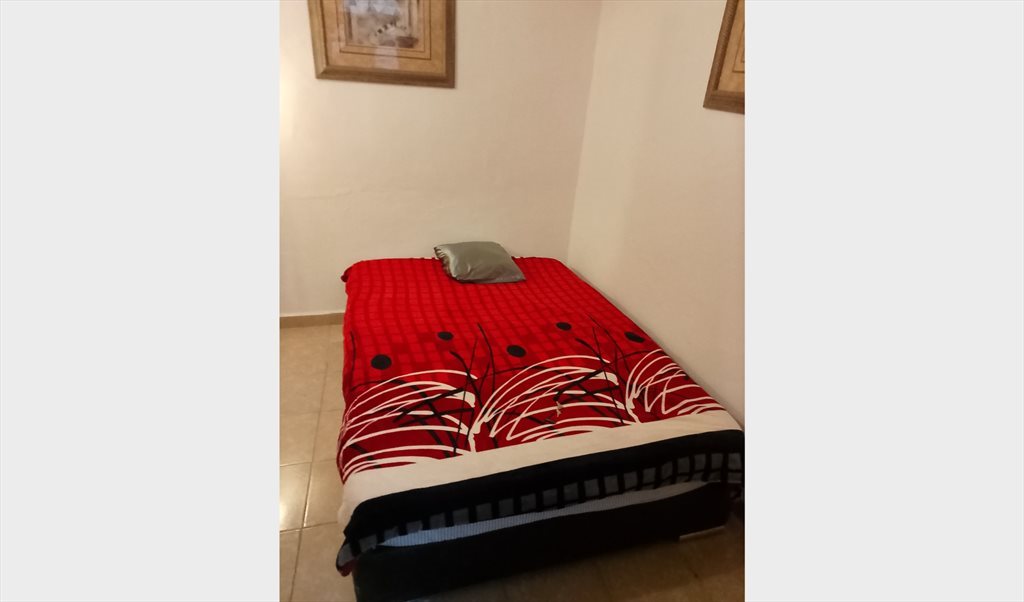 Renta de Habitaciones amuebladas - Calle Ejército Repúblicano, La Pastora | Roomgo - Image 3