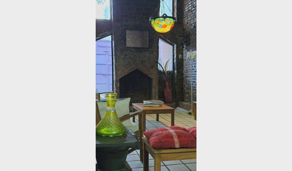 Habitación Cerca de Hospitales (Médica Sur) | Estilo Castillo, Patio y WiFi - Calle de Cuanacastla, Comuneros de Santa Úrsula | Roomgo - Image 8