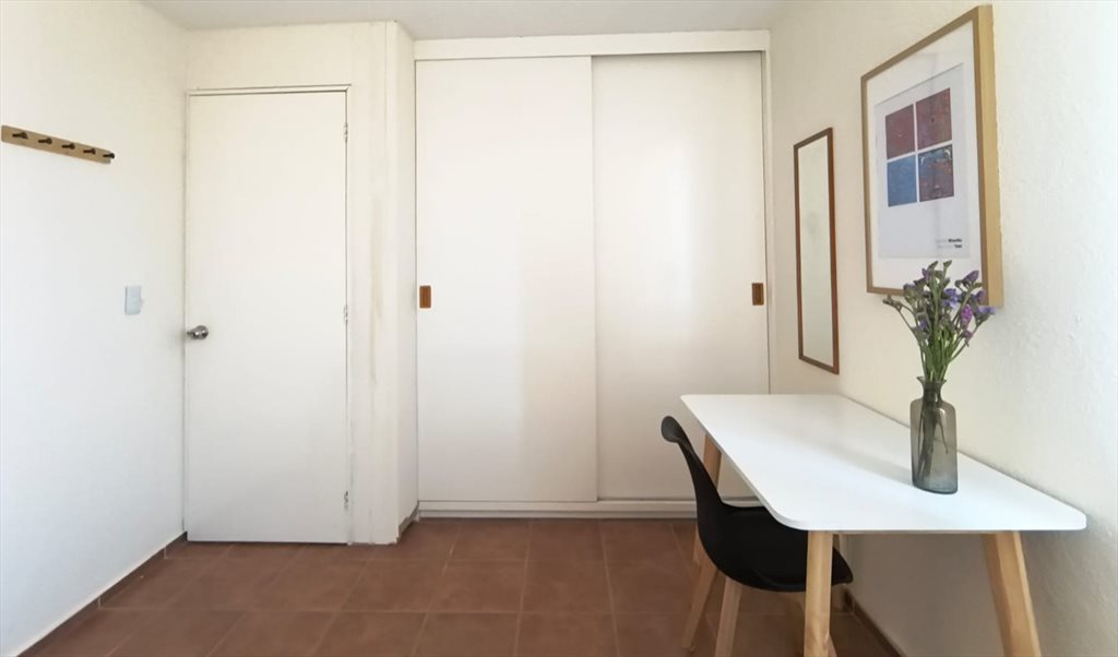 Habitación amueblada en Roma Norte - Plaza Romita, Roma Norte | Roomgo - Image 2