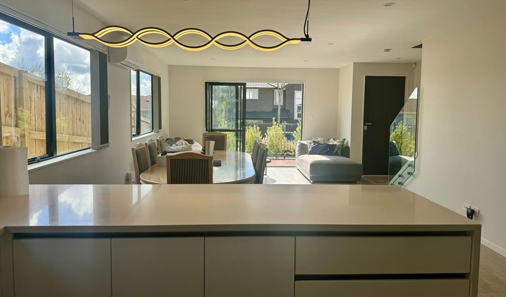 Room to rent in Grandison Cres, New Lynn - New Lynn Room for Rent - Image 4