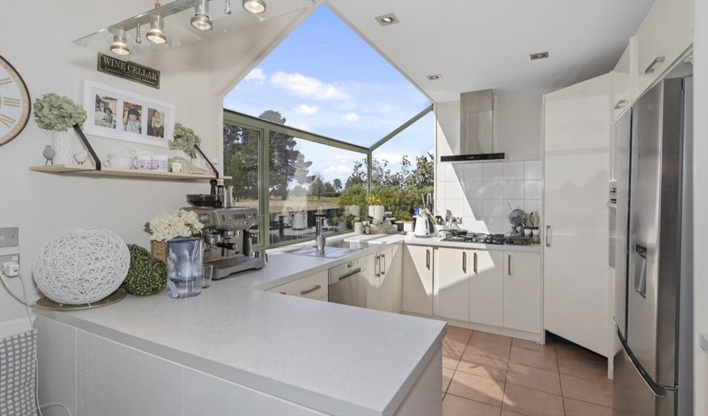 Room to rent in Bower Ave, Parklands - Peaceful Secret - Image 6