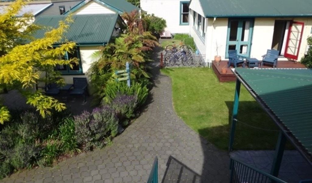 Room to rent in Gloucester St, Linwood - Single room in old backpacker - Image 6