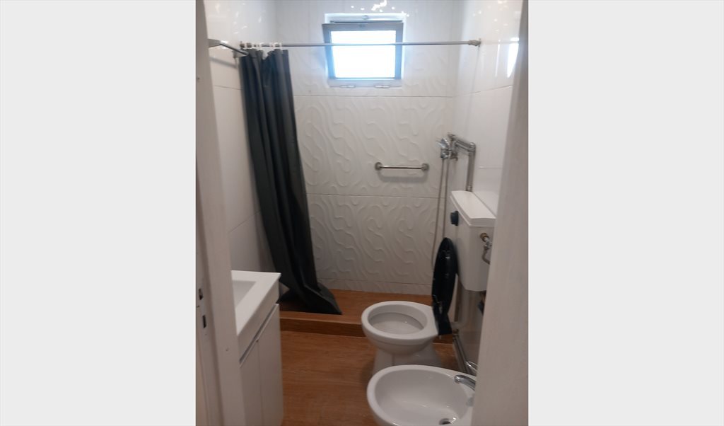 Alugo Quarto em Rua de Sobregião, União das freguesias de Santo Tirso, Couto (Santa Cristina e São Miguel) e Burgães - Quartos partilhados | Roomgo - Image 3