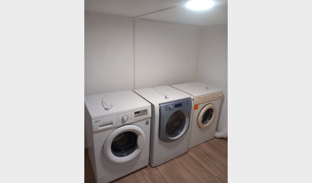 Alugo Quarto em Rua de Sobregião, União das freguesias de Santo Tirso, Couto (Santa Cristina e São Miguel) e Burgães - Quartos partilhados | Roomgo - Image 4