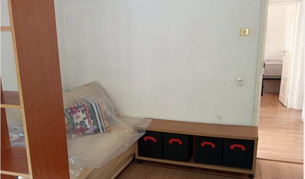 Alugo Quarto em Estrada das Eiras, União das freguesias de Eiras e São Paulo de Frades - Quartos com janela e varanda | Roomgo - Image 4