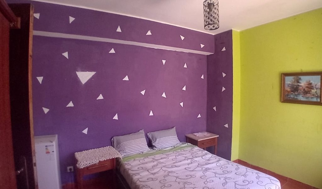 Alugo Quarto em Rua da Extrema, São Gonçalo de Lagos - Aluga-se quarto ao mes/ano centro da cidade | Roomgo - Image 3