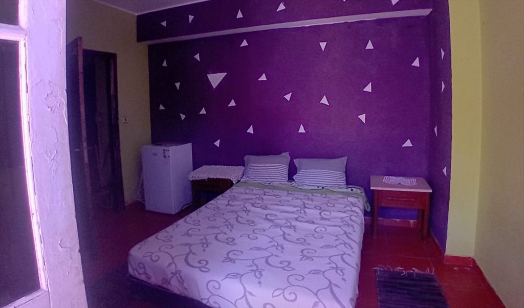 Alugo Quarto em Rua da Extrema, São Gonçalo de Lagos - Aluga-se quarto ao mes/ano centro da cidade | Roomgo - Image 5