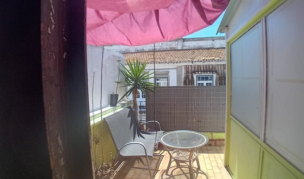 Alugo Quarto em Rua da Extrema, São Gonçalo de Lagos - Aluga-se quarto ao mes/ano centro da cidade | Roomgo - Image 8
