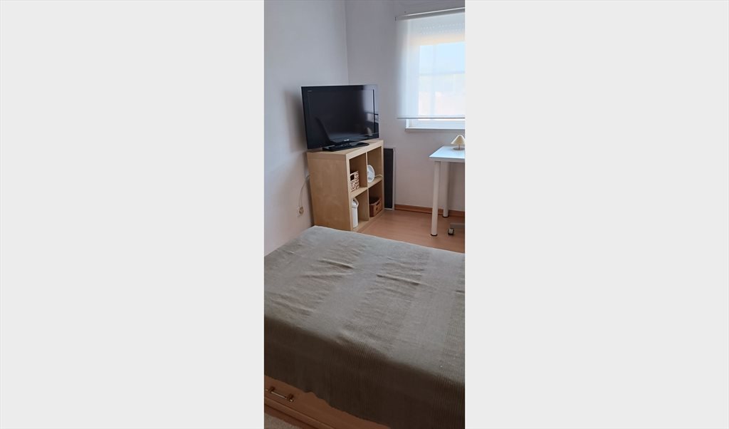 Alugo Quarto em Rua do Sol, Porto Salvo - Arrendo Quarto em Vila Fria, Porto Salvo | Roomgo - Image 5