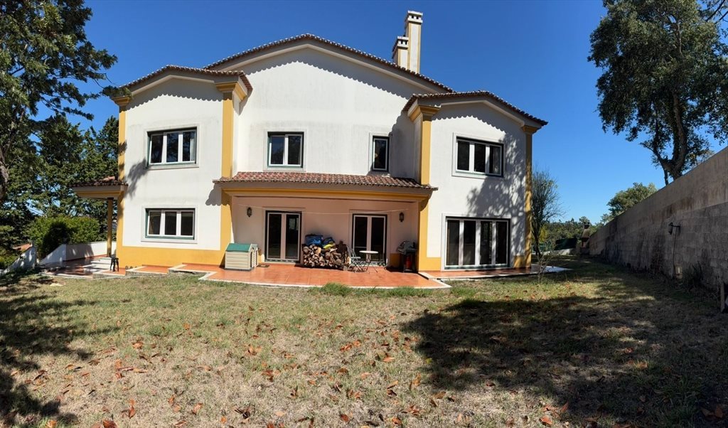 Alugo Quarto em Estrada do Parque, Algueirão-Mem Martins - Quarto com muita luz natural disponível para arrendar | Roomgo - Image 6