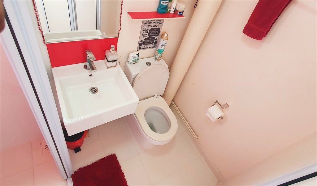 Room for rent in Ang Mo Kio Avenue 1, Ang Mo Kio - B&B Homestay-Deluxe Room with SEALY King-Size Bed. - Image 7