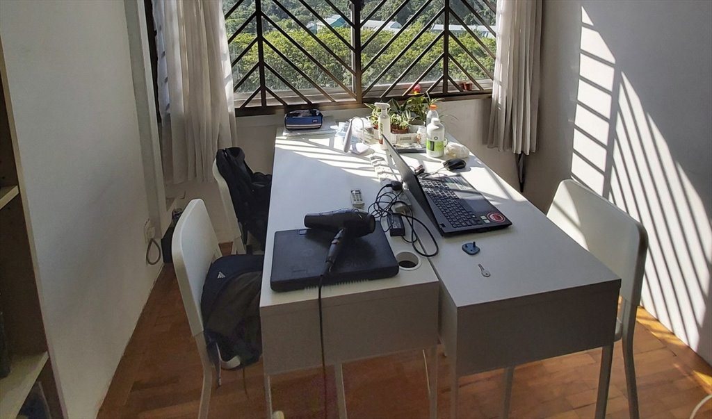Room for rent in Pandan Valley, Bukit Timah - Pandan Valley Condominium Room for Single or Shared Rent - Image 2